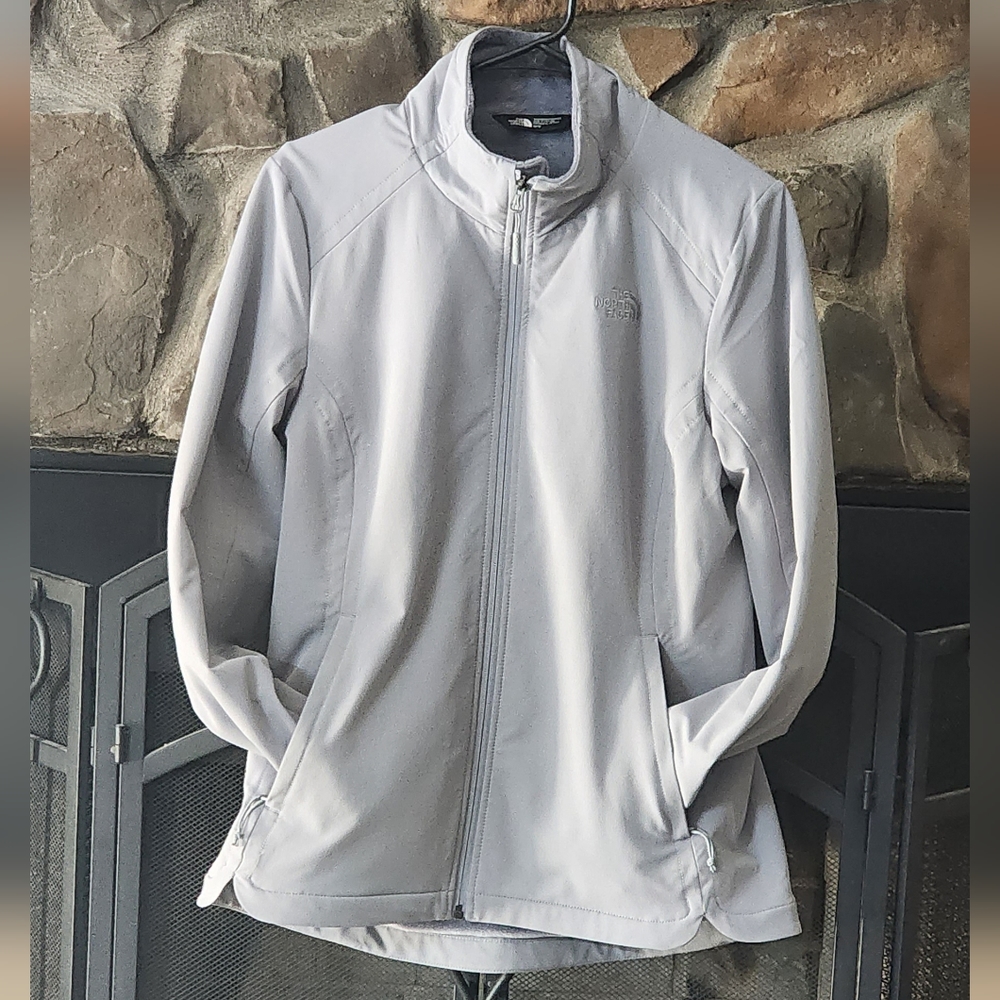 The North Face|Light Gray Windwall Jacket - Picture 5 of 9